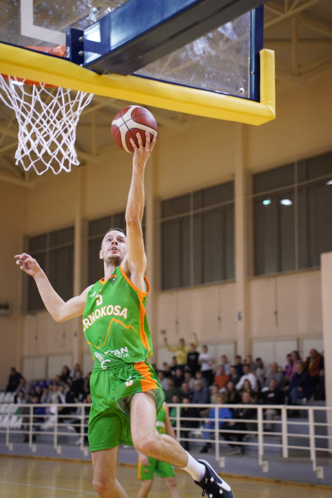 Image 5 - Velika borba u Kosjeriću: Crnokosa poražena posle produžetaka od Mileševca 86:89